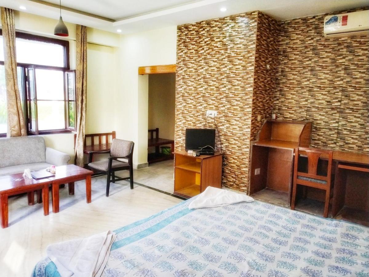 Swaraj Resorts Bharatpur Kültér fotó